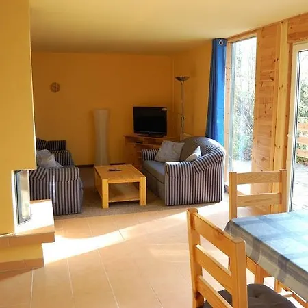 Ferien Im Gutspark Schwarbe Mit Re * Mattchow