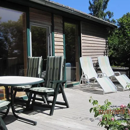 Ferien Im Gutspark Schwarbe Mit Re Mattchow